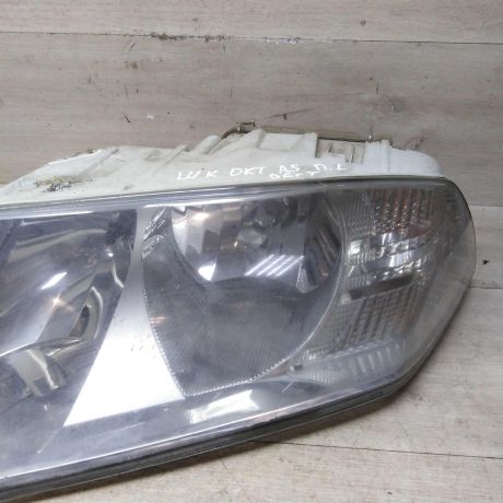 fara-peredniaia-levaia-skoda-octavia-a5-do-rest-defekt-art-80170-big-1