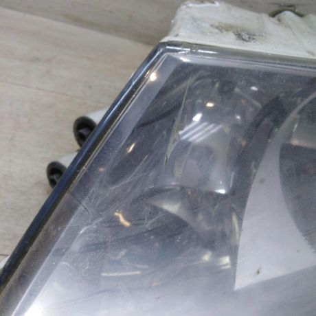 fara-peredniaia-levaia-skoda-octavia-a5-do-rest-defekt-art-80170-big-3