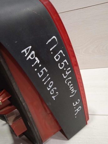 fonar-zadnii-pravyi-volkswagen-passat-b5-universal-art-80182-big-4