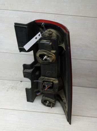 fonar-zadnii-levyi-lada-largus-art-80260-big-3