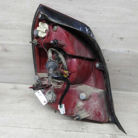 fonar-zadnii-pravyi-hyundai-elantra-iii-xd-sedan-art-80267-big-7