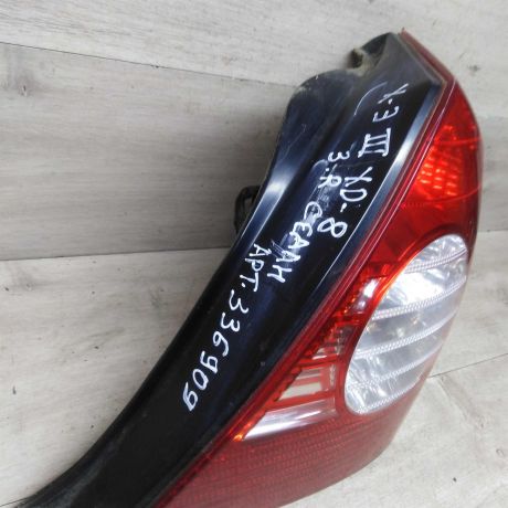 fonar-zadnii-pravyi-hyundai-elantra-iii-xd-sedan-art-80267-big-1