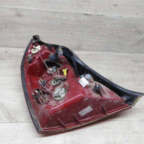 fonar-zadnii-pravyi-hyundai-elantra-iii-xd-sedan-art-80267-big-3