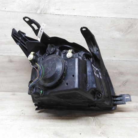 fara-peredniaia-levaia-ford-fusion-i-restailing-art-81038-big-9