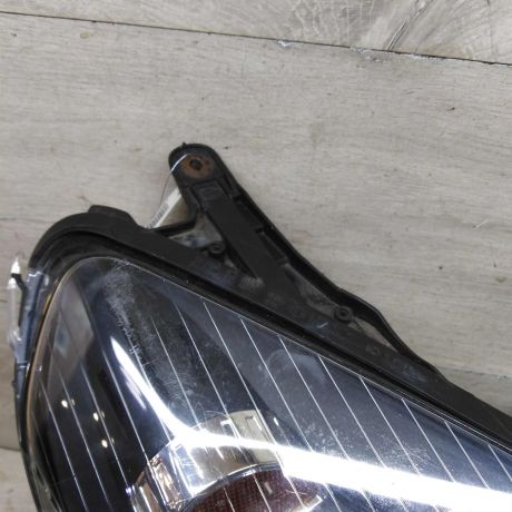 fara-peredniaia-pravaia-opel-astra-h-art-81042-big-1