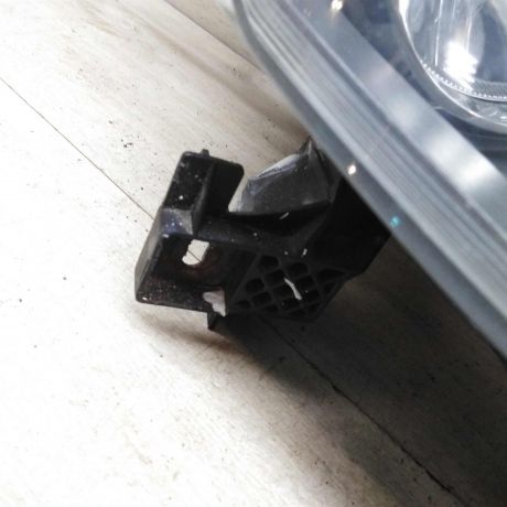 fara-peredniaia-pravaia-opel-zafira-b-art-81054-big-3