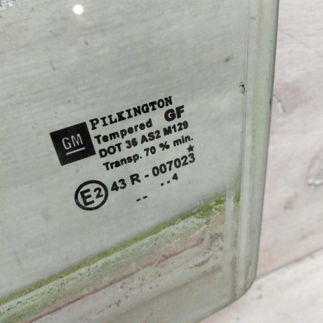 steklo-dveri-zadnee-levoe-sedan-opel-vectra-c-art-81133-big-3