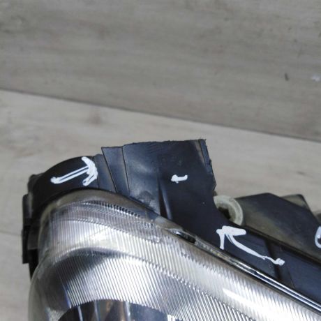 fara-peredniaia-pravaia-opel-corsa-c-defekt-art-81158-big-8