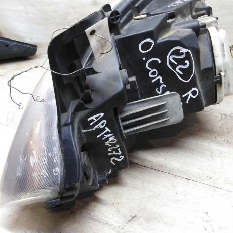 fara-peredniaia-pravaia-opel-corsa-c-defekt-art-81158-big-4