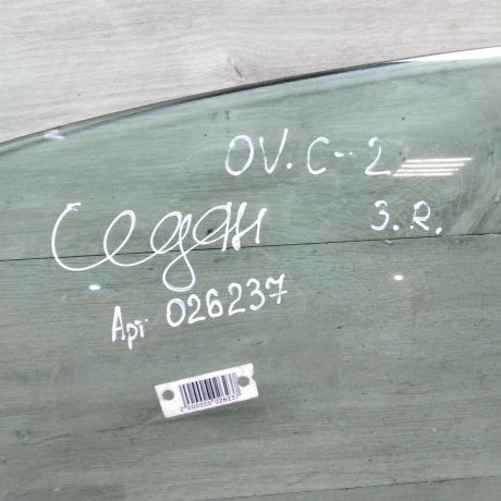 steklo-dveri-zadnee-pravoe-sedan-opel-vectra-c-art-81240-big-2