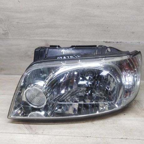 fara-peredniaia-levaia-hyundai-matrix-art-81773-big-4