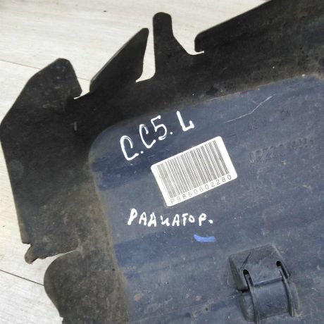 zabornik-vozduxa-perednii-levyi-radiatora-citroen-c5-i-restailing-art-82193-big-2