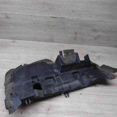 zabornik-vozduxa-radiatora-perednii-pravyi-citroen-c5-i-restailing-art-82324-big-0