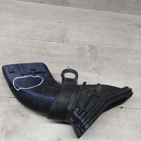 zabornik-vozduxa-dlia-dvigatelia-ford-focus-3-art-82519-big-0