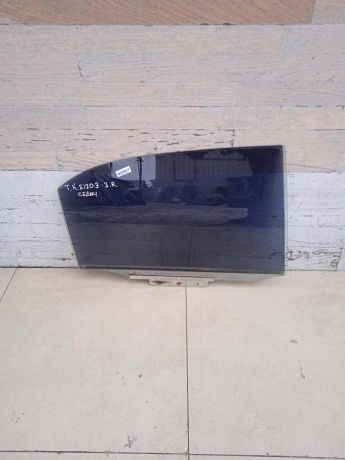 steklo-dveri-zadnee-pravoe-sedan-toyota-corolla-ix-e120-e130-art-83160-big-0