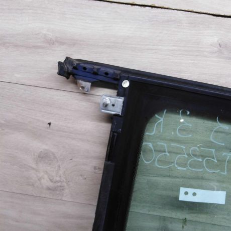 steklo-gluxoe-zadnee-pravoe-fortocka-audi-a3-8l-art-83319-big-4