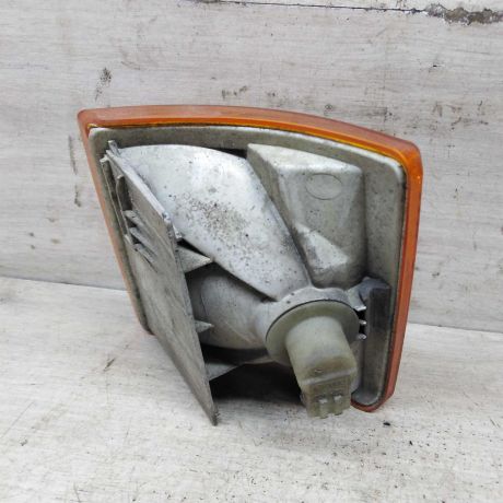 ukazatel-povorota-pravyi-volkswagen-transporter-t4-art-83343-big-1