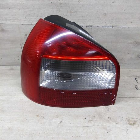 fonar-zadnii-levyi-audi-a3-8l-art-83432-big-0