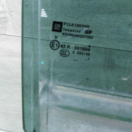 steklo-dveri-zadnee-pravoe-opel-zafira-b-art-83572-big-2