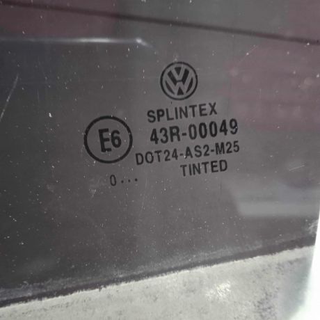 steklo-dveri-zadnee-levoe-universal-volkswagen-golf-4-art-83590-big-2