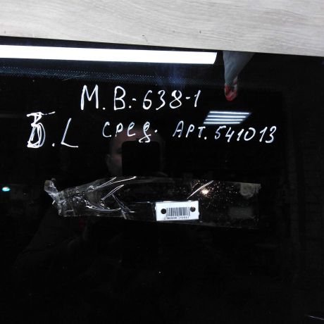 steklo-gluxoe-levoe-srednee-mercedes-vito-w638-art-84105-big-2