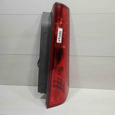 fonar-zadnii-pravyi-verxnii-kia-ceed-art-84338-big-0