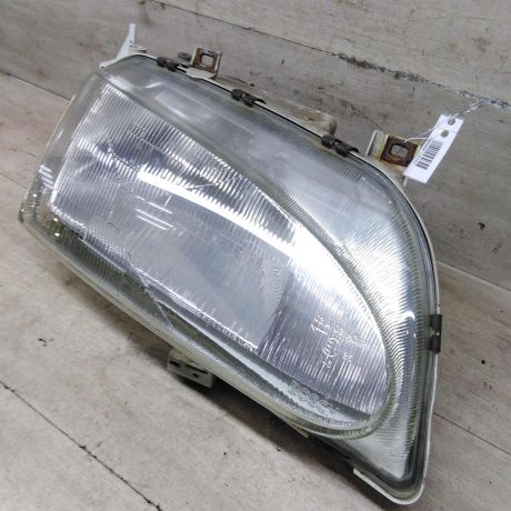 fara-peredniaia-pravaia-ford-galaxy-art-84423-big-2