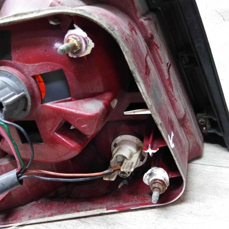 fonar-zadnii-pravyi-hyundai-sonata-4-ef-art-84546-big-1