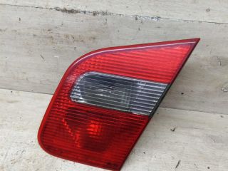 fonar-zadnii-pravyi-na-krysku-bagaznika-mitsubishi-carisma-art-84809