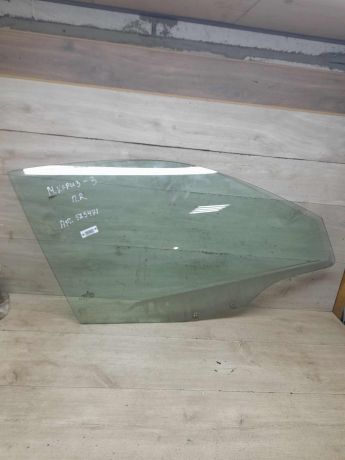 steklo-dveri-perednee-pravoe-mitsubishi-carisma-i-art-85139-big-0