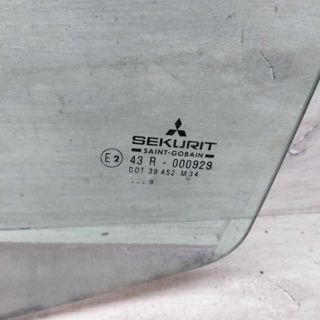 steklo-dveri-zadnee-levoe-xetcbek-mitsubishi-carisma-i-art-85173-big-3