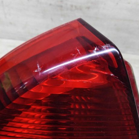 fonar-zadnii-levyi-mitsubishi-carisma-i-art-85200-big-2