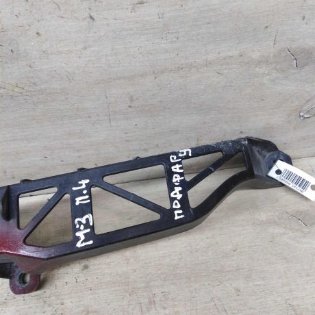 kronstein-levyi-pod-faru-mazda-3-bk-art-85371-big-3