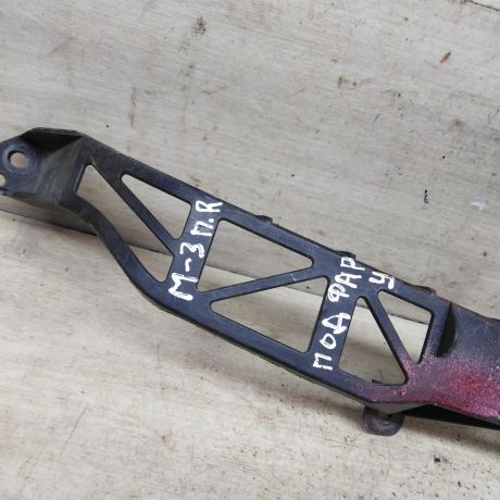 kronstein-pravyi-pod-faru-mazda-3-bk-art-85384-big-1