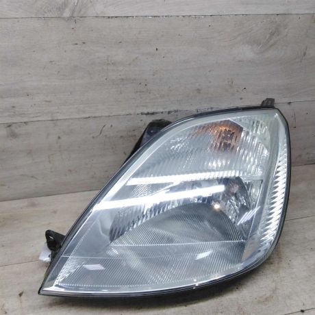 fara-peredniaia-levaia-ford-fiesta-art-85427-big-0