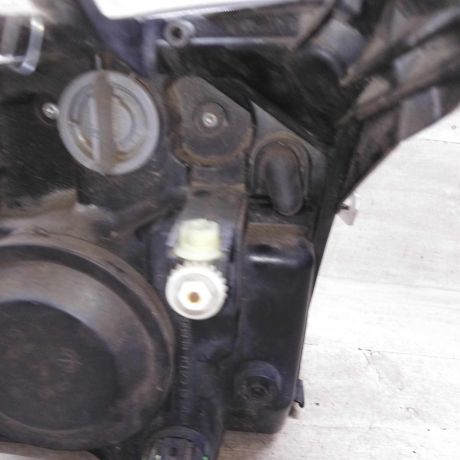 fara-peredniaia-pravaia-ford-fusion-i-art-85816-big-4