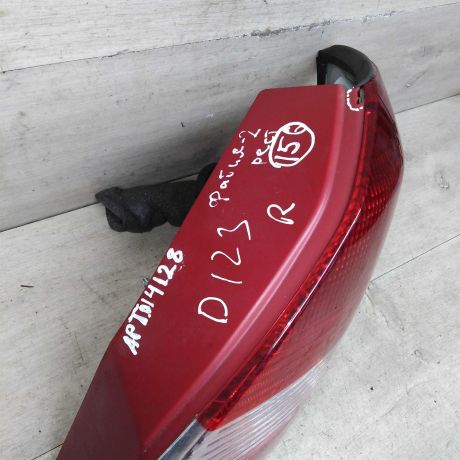 fonar-zadnii-pravyi-skoda-fabia-ii-restailing-art-85969-big-7