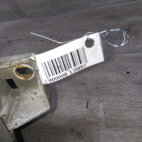 fara-peredniaia-pravaia-skoda-octavia-tour-bez-ukazatelia-povorota-art-86214-big-1