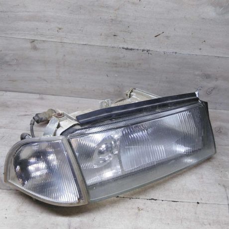 fara-peredniaia-pravaia-skoda-octavia-tour-bez-ukazatelia-povorota-art-86214-big-5