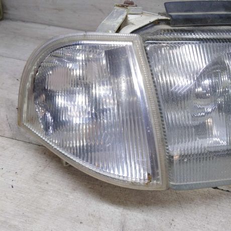 fara-peredniaia-pravaia-skoda-octavia-tour-bez-ukazatelia-povorota-art-86214-big-7