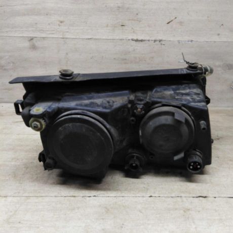 fara-peredniaia-levaia-volkswagen-passat-b5-art-86409-big-1