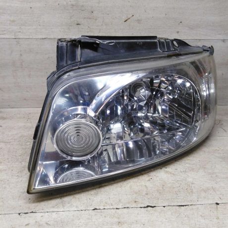 fara-peredniaia-levaia-hyundai-matrix-art-87134-big-8