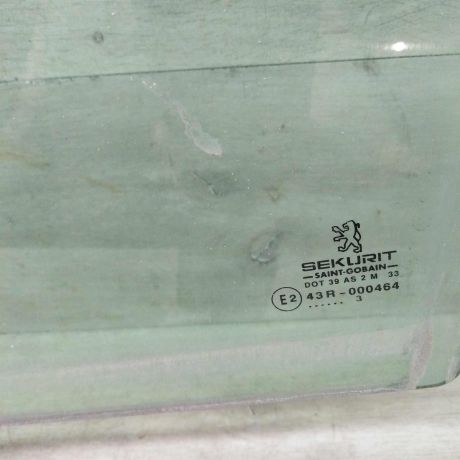 steklo-dveri-perednee-pravoe-peugeot-307-kupe-art-88184-big-1