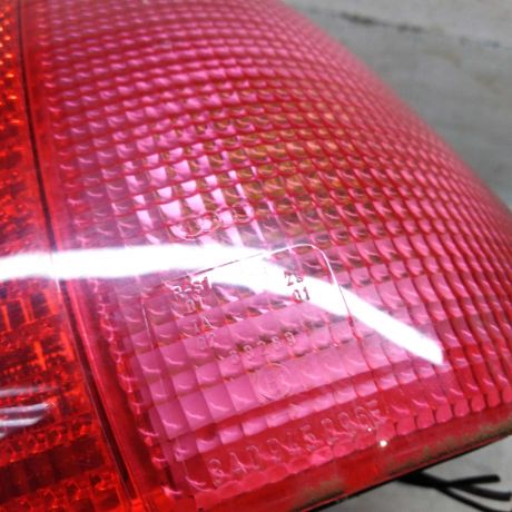 fonar-zadnii-pravyi-audi-80-b4-art-88569-big-3