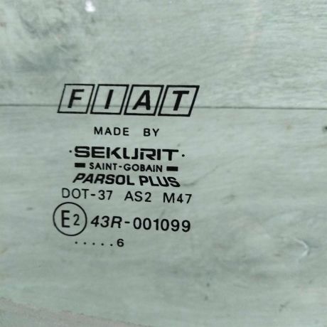 steklo-dveri-zadnee-pravoe-fiat-brava-art-88651-big-1