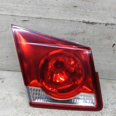 fonar-zadnii-levyi-chevrolet-cruze-dorestailing-art-89083-big-0
