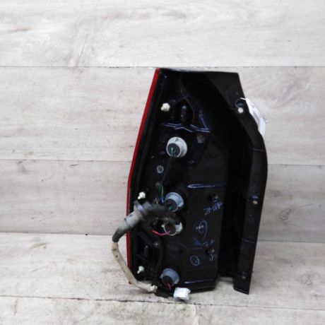 fonar-zadnii-pravyi-mitsubishi-space-wagon-iii-art-89085-big-3