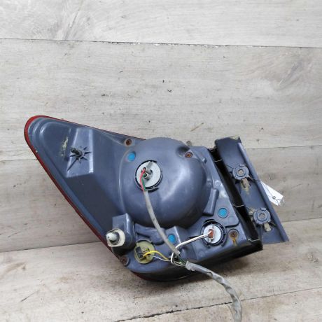 fonar-zadnii-pravyi-chevrolet-cruze-defekty-na-foto-art-89105-big-8