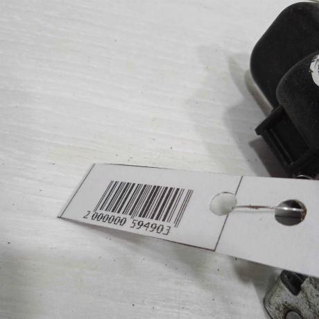 rucka-otkryvaniia-kryski-bagaznika-mazda-3-bk-art-89561-big-1