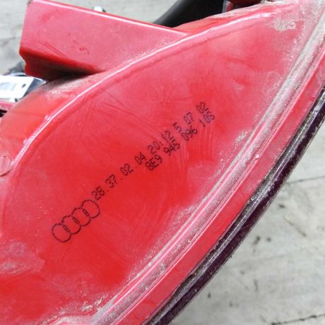 fonar-zadnii-pravyi-a4-b6-universal-art-89584-big-1